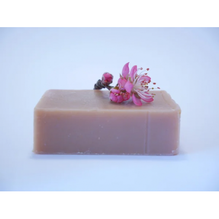 Savon au lait de chèvre parfum fleurs